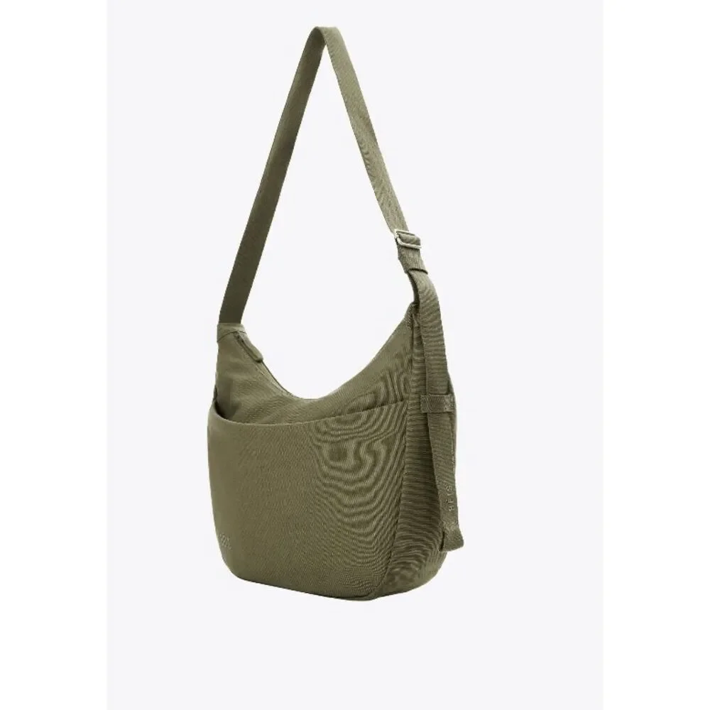 NWT BÉIS The Carryall Crossbody in Olive Green